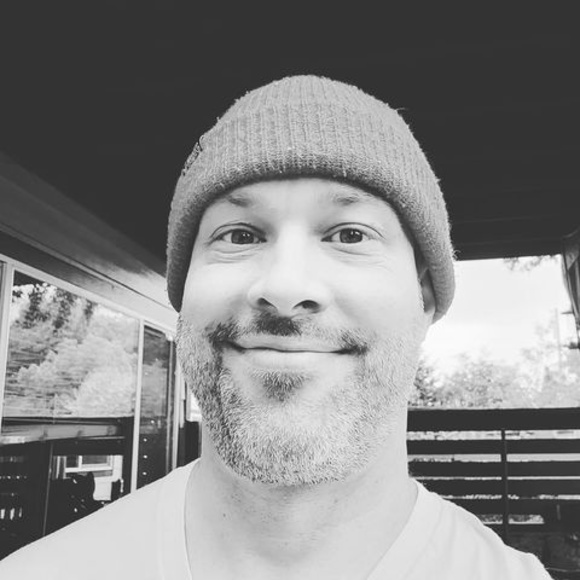 Profile Picture of Benjamin Carr (@benjamin_carr) on Poshmark