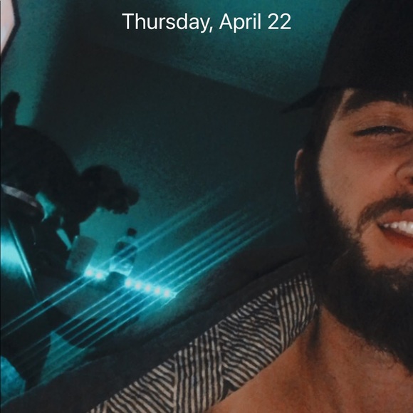 Profile Picture of Christopher Causey (@cnasty667) on Poshmark