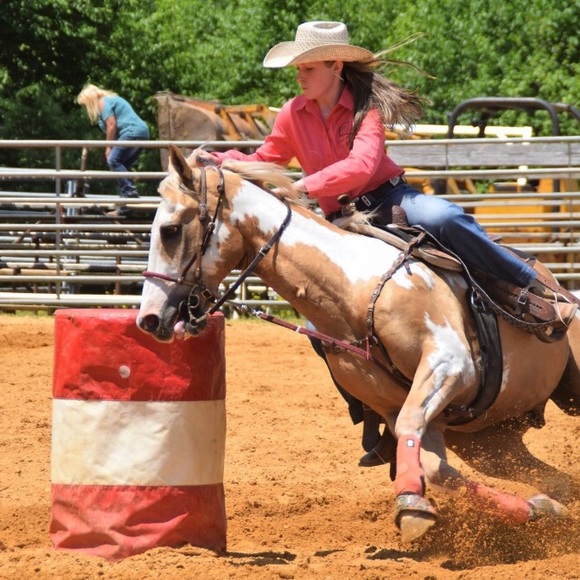 Profile Picture of Tela Fotta (@telafotta) on Poshmark