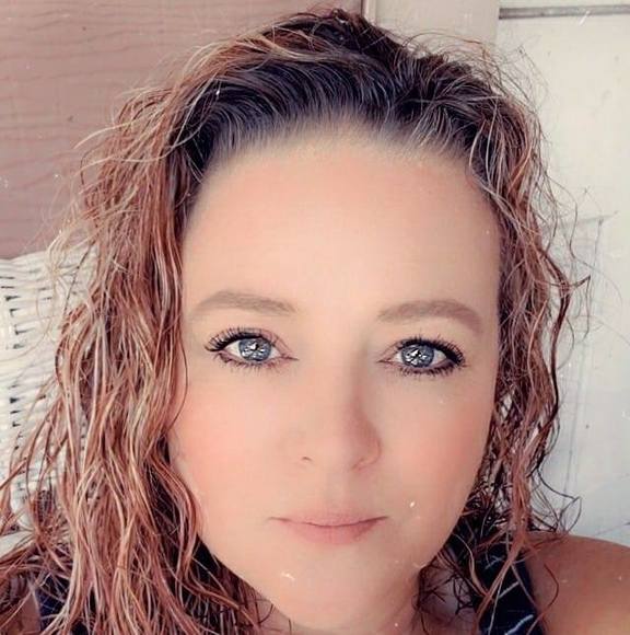 Profile Picture of Kimberly Bayless (@kmbbab052508) on Poshmark