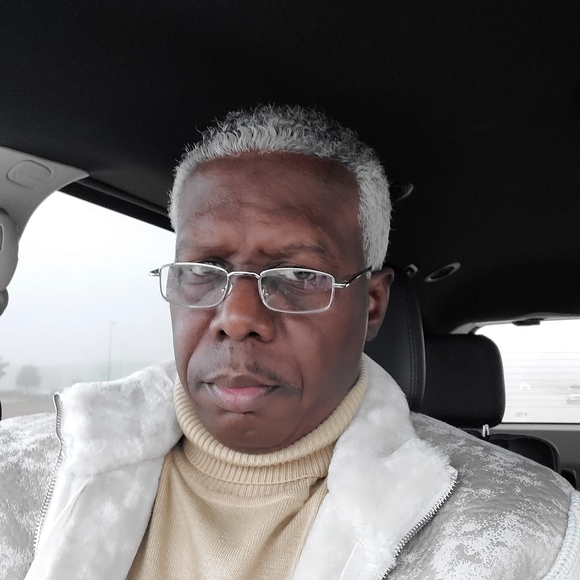 Profile Picture of Ken James (@mrmusikmaster) on Poshmark