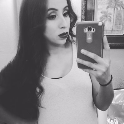 Profile Picture of Crystal Dueñas (@CrystalDueH1) on Twitter