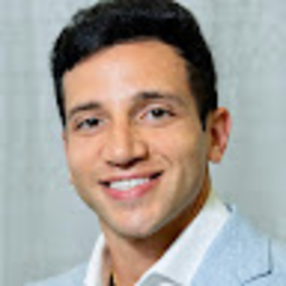 Profile Picture of John Zaki (@j_zaki) on Poshmark