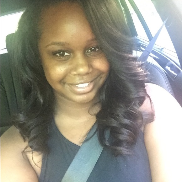 Profile Picture of Briana Swift (@bswift2018) on Poshmark