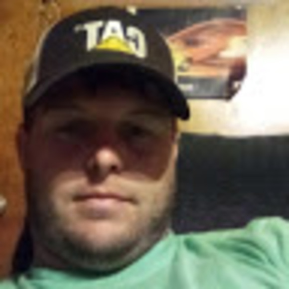 Profile Picture of Corey Hayes (@hayescorey540) on Poshmark