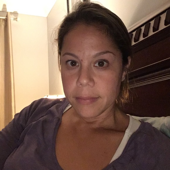 Profile Picture of Lisa Stanek (@lisamstan1) on Poshmark