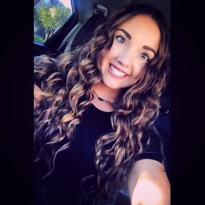 Profile Picture of Katelyn Hughes 🌻 (@Katelyn_alexis3) on Twitter