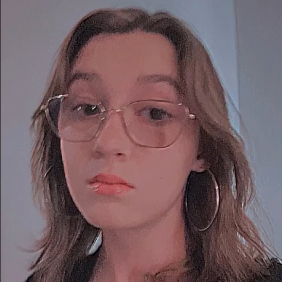 Profile Picture of Marley Keeth (@marley_keeth) on Poshmark