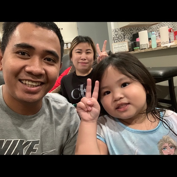 Kimsan Soun - Poshmark Profile Picture of Kimsan Soun (@kimsan168) on Poshmark