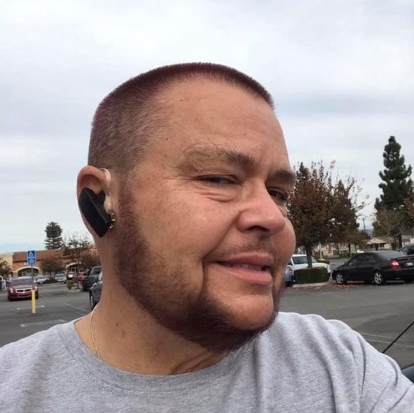 Profile Picture of Michael Huggins (@m_huggins) on Poshmark