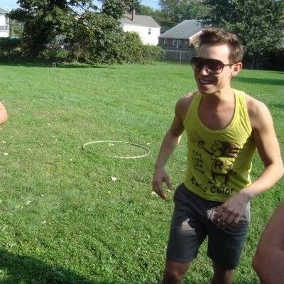 Profile Picture of Adam Aronowitz (@pocket_dingle) on Twitter