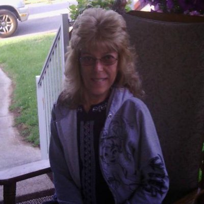 Profile Picture of Linda Sprecher Foltz (@lfoltz65) on Twitter