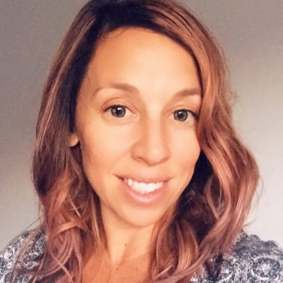 Profile Picture of Leah Davies (@leahdaviesandco) on Twitter