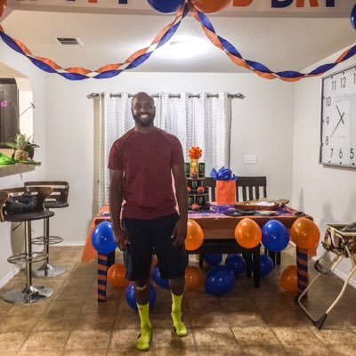 Profile Picture of Charles E. McGee Jr. (@CMJR830518) on Twitter