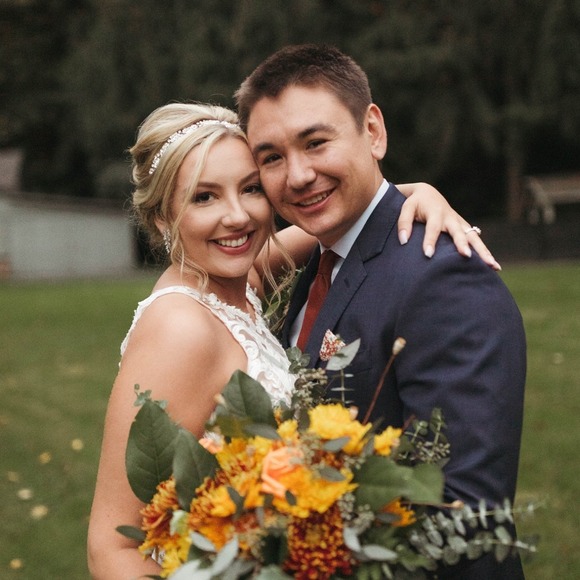 Profile Picture of Carly Colby (@carlyjcol) on Poshmark