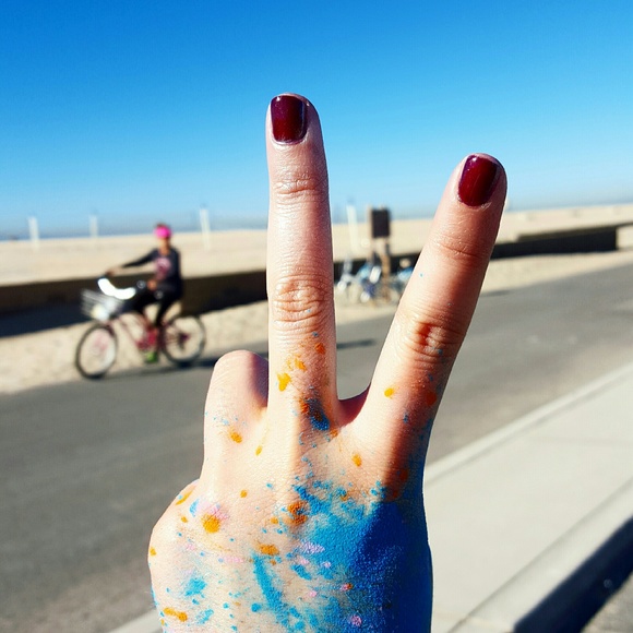 Profile Picture of Sara Kubota (@poofitsyours) on Poshmark