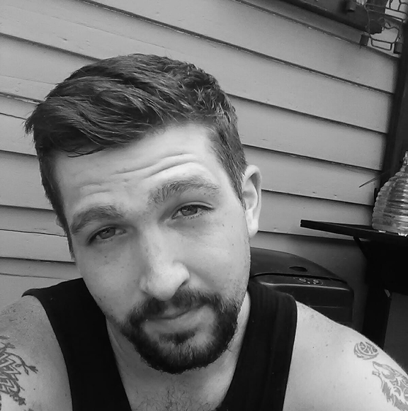 Profile Picture of Noah Dawicki (@gnusmqvvhvzcb) on Poshmark