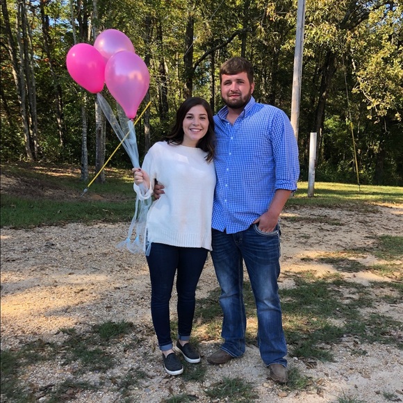 Profile Picture of Rryleigh Inabnet (@ryleighinabnet) on Poshmark