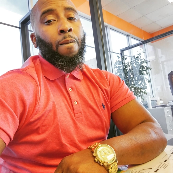 Profile Picture of Toney Milford (@toneymilford) on Poshmark