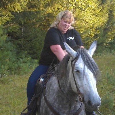 Profile Picture of Kris (@shute_kris) on Twitter