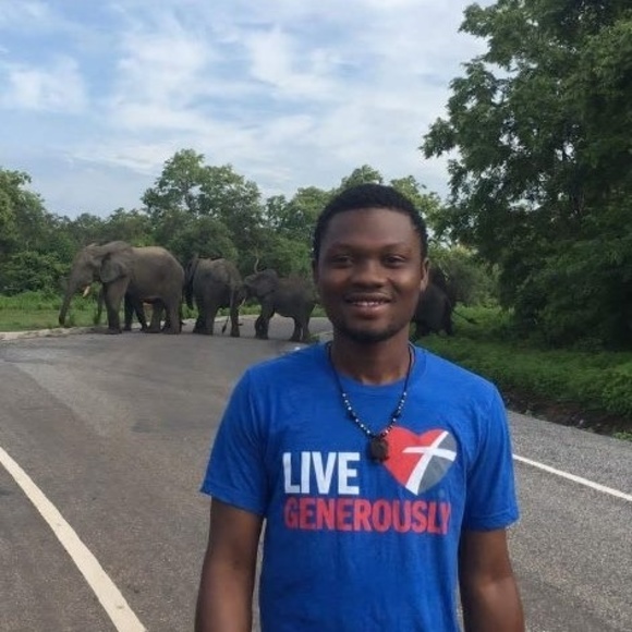 Profile Picture of Dennis Bonsu (@fineernest98) on Poshmark