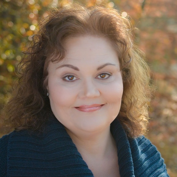 Profile Picture of Terri Paynter (@tjpaynter) on Poshmark