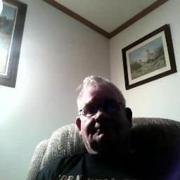 Profile Picture of Robert VanderMark (@kingbee1214) on Twitter