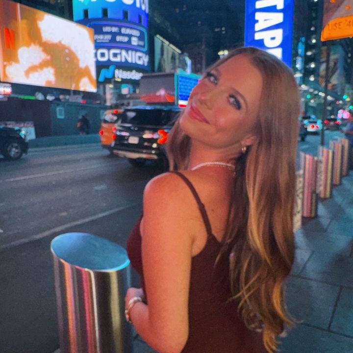 Profile Picture of   reposting cause it deserved... (@mary.hennessey) on Tiktok