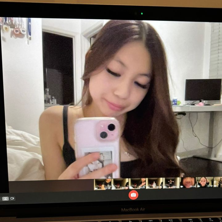 Profile Picture of alice (@alicem.ko) on Tiktok