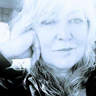 Profile Picture of Lora Bean (@Lora-Bean) on Facebook