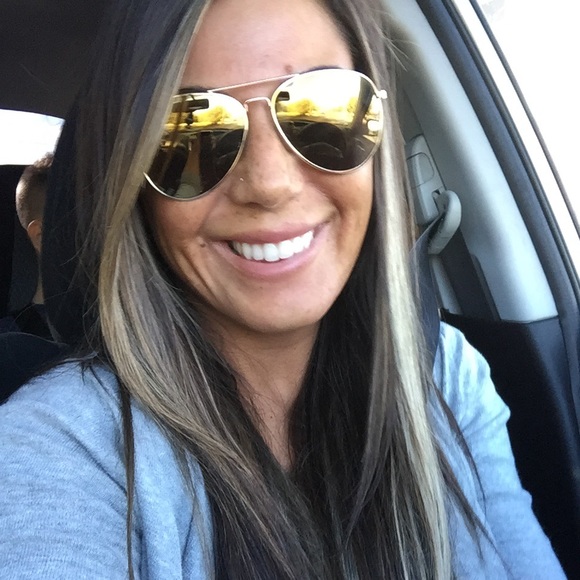 Profile Picture of Alyssa Archuleta (@lyssann1) on Poshmark