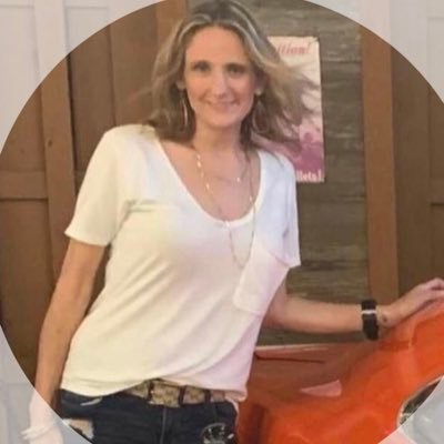 Profile Picture of Amanda Swindell Jones (@tamugirl) on Twitter