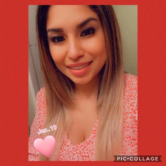 Cindy Gallegos - Poshmark Profile Picture of Cindy Gallegos (@cin19260) on Poshmark
