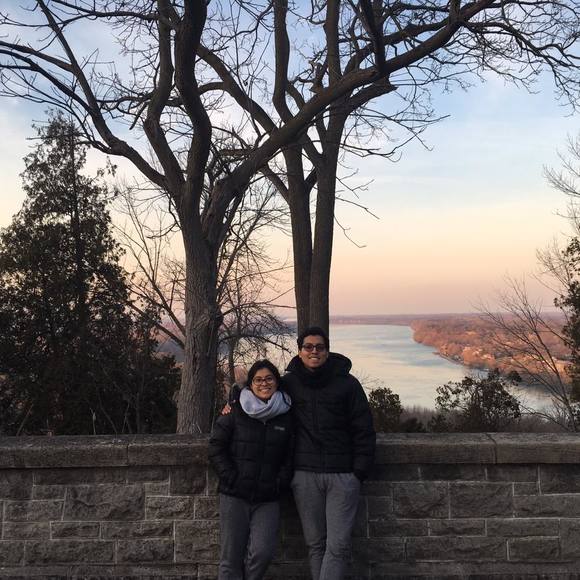 Profile Picture of Andrea Saltos (@andreita_sasu) on Poshmark