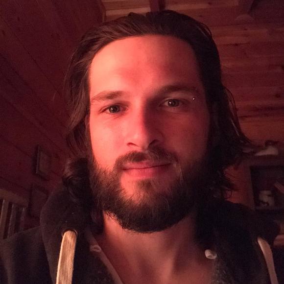 Profile Picture of Jeff Kientzy (@kientzyj) on Poshmark