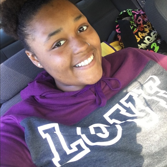 Profile Picture of Kalia Jones (@loveablekay94) on Poshmark