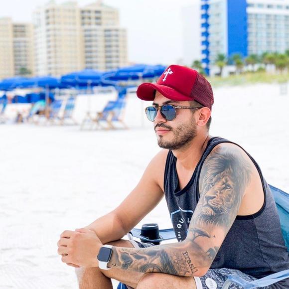 Profile Picture of Douglas Vieser (@douglasvieser) on Poshmark