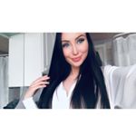 Profile Picture of 𝒮𝒶𝒷𝓇𝒾𝓃𝒶 𝒷𝒶𝓃𝑔 𝐿𝒶𝓇𝓈𝑒𝓃 (@sabrinabanglarsen) on Instagram