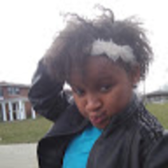 Profile Picture of Jayla Jungle (@jaylatwinb) on Poshmark