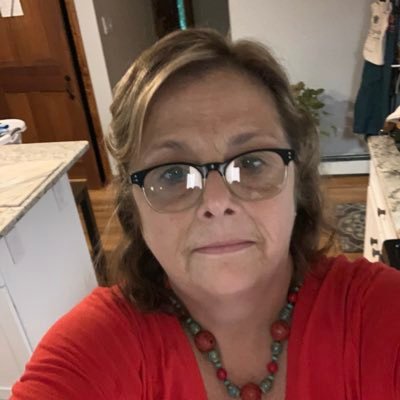 Profile Picture of Linda Pelletier (@lindape09914306) on Twitter