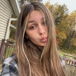 Profile Picture of haley larson :) (@halebale12354) on Instagram