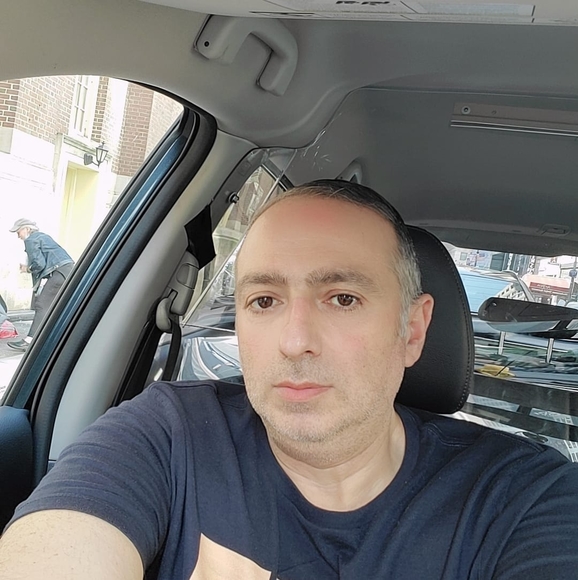 Profile Picture of Mate Gabrieli (@mategabrieli) on Poshmark