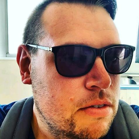 Profile Picture of danielmikeal1897 (@mikeal13) on Tiktok