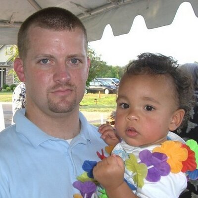 Profile Picture of James Glaze (@G_Lazy15) on Twitter