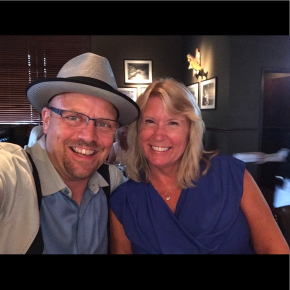 Profile Picture of Richard Hackel (@hacksvacs) on Poshmark