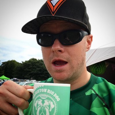 Profile Picture of Chris Ross (@darkrock) on Twitter