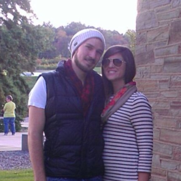 Profile Picture of Megan Shierly (@buyckm) on Poshmark