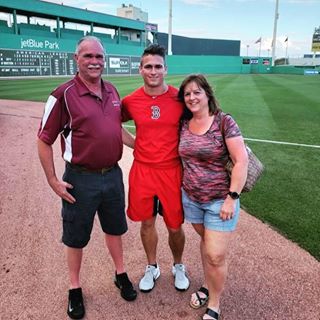 Benny Chadwick - Facebook Profile Picture of Benny Chadwick (@bennychadwick) on Facebook