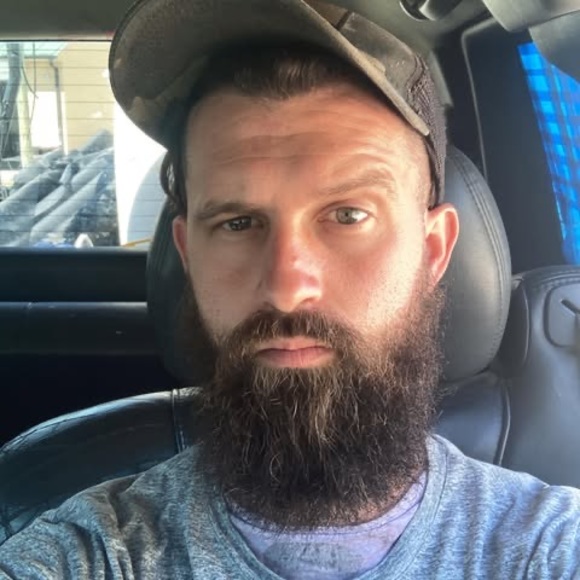 Profile Picture of John Treharn (@jjtgetmoney) on Poshmark