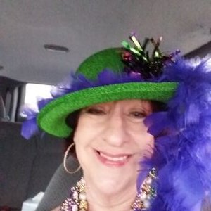 Profile Picture of Linda Oneal (@lindaloo582) on Twitter